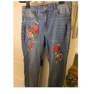 High waisted jeans